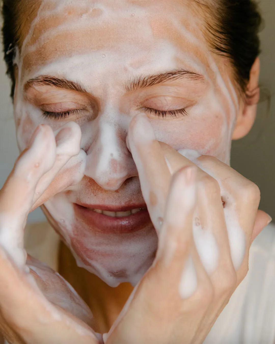 Gentle Cleansing Foam - Image 3