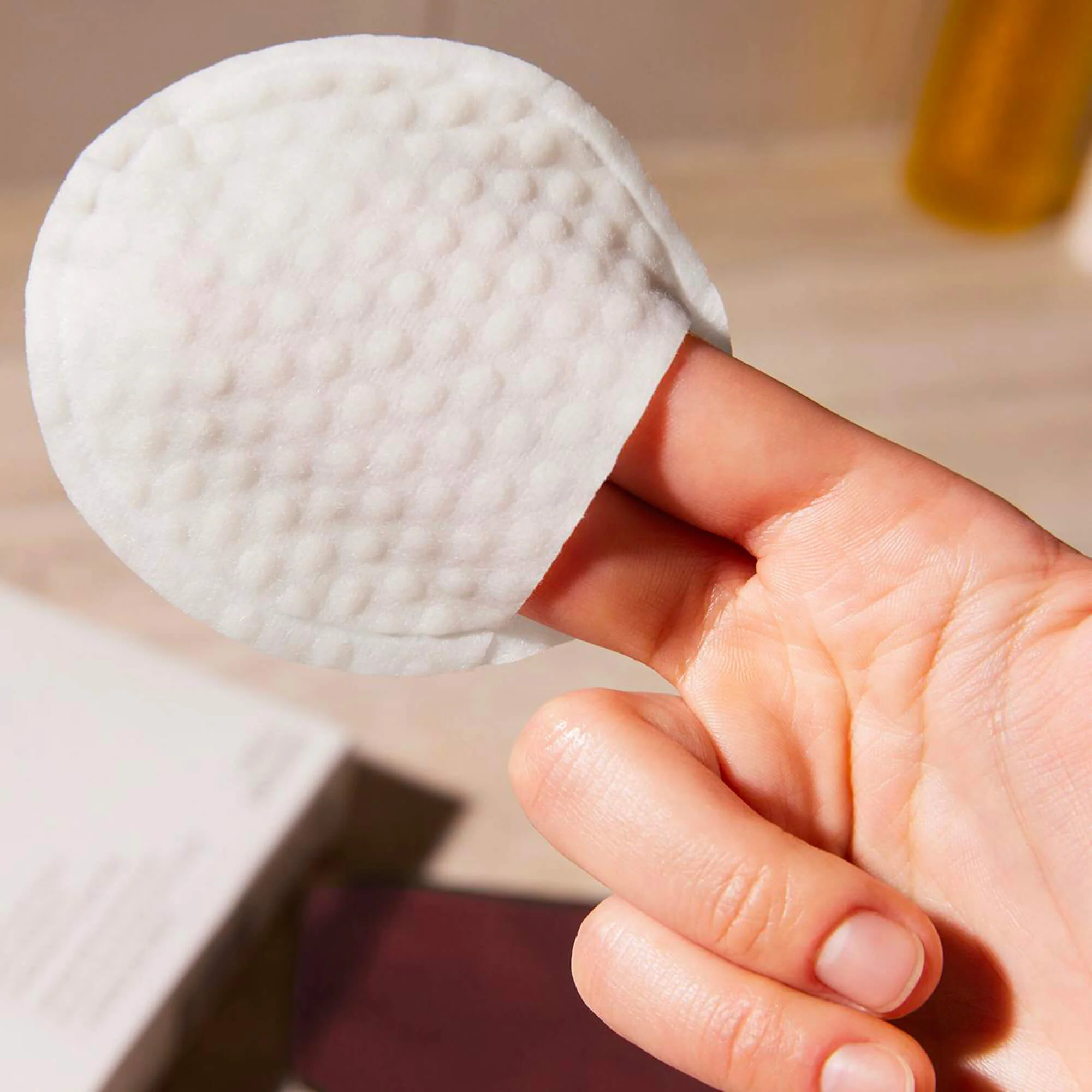 15% Glycolic Overnight Glow Exfoliating Pads - Image 2