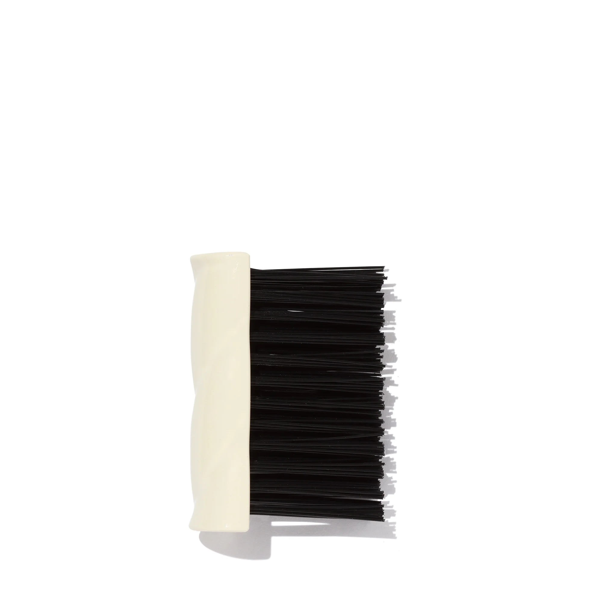 The cleaning brush